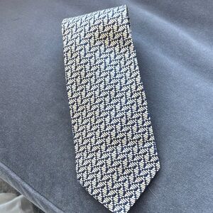 Charvet Navy and Cream Geometric Tie